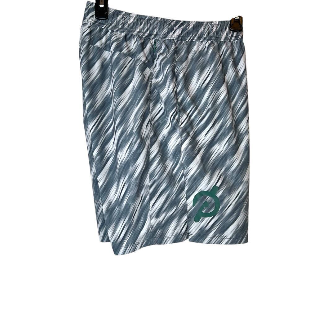 Peloton 8" Lined Athletic Fitness Gym Shorts In Gray And White Men's Medium — image 2 of 8